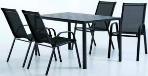 Stôl: Š70 x D70 cm