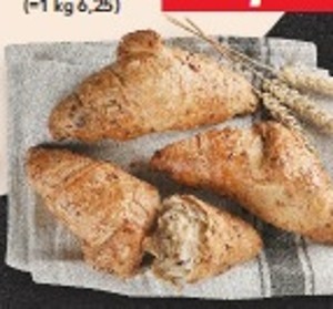 Croissant s maslom multicereálny