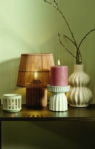 2) Stolová lampa HANNIBAL