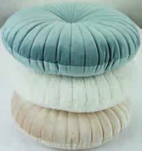 Ozdobný vankúš KUGLEASK