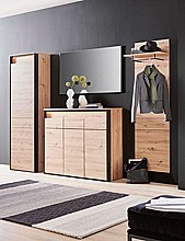 2: Predsieň - šatníková skriňa