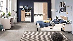 5: Izba pre mládež - skriňa s otočnými dverami