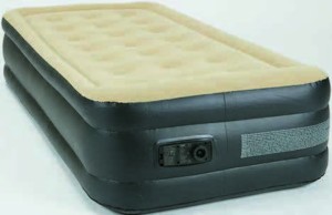 Nafukovací matrac BREDENG