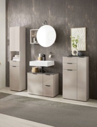 11: Kúpeľňa - vysoká skrinka