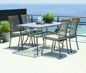 Záhradný stôl LARVIK