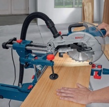 BOSCH PROFESSIONAL KAPOVACIA A POKOSOVÁ PÍLA PRO GCM305-216S