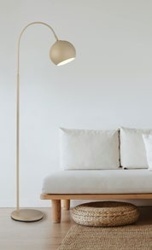 Stojacia lampa BENNO