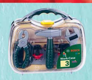 Bosch kufor s náradím
